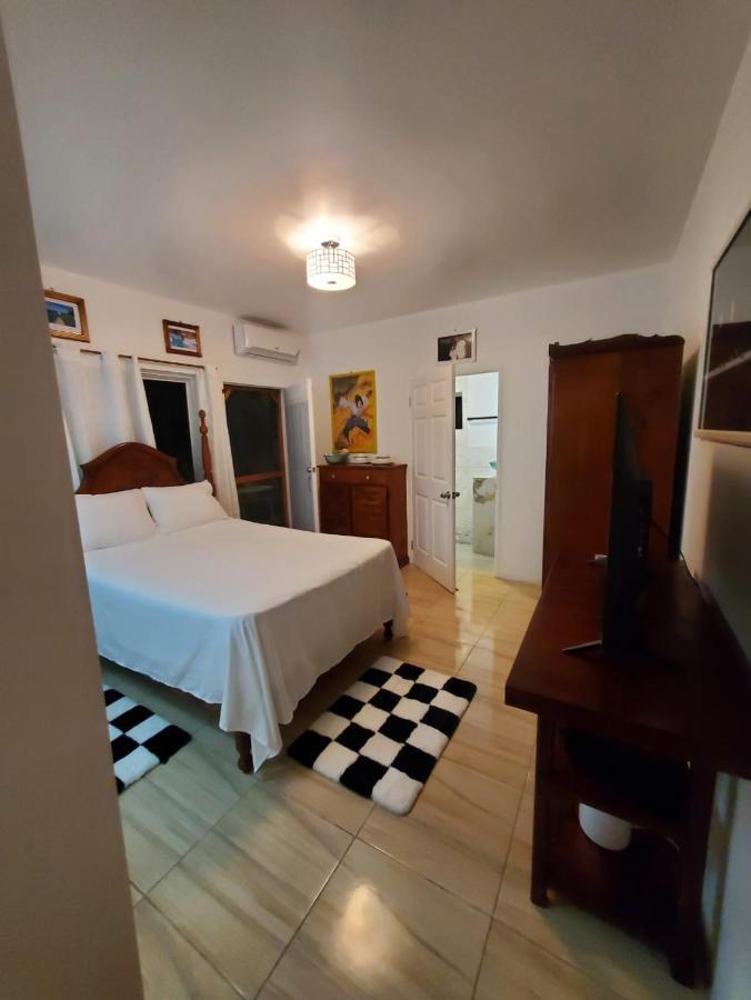 Centrally Located Room - 5 Порт-Антонио Экстерьер фото